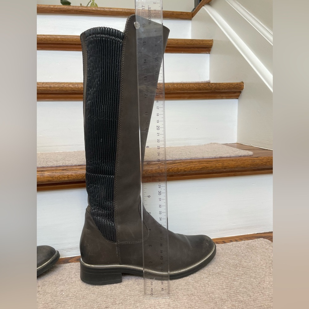 Caprice Stylish Black and Brown Boots - Picture 14 of 17
